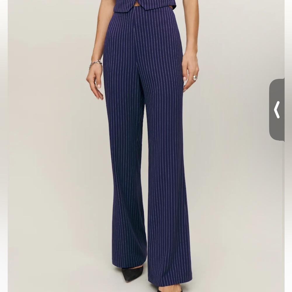 Reformation Cohen Two Piece Navy Stripe - Size 6 - Picture 5 of 12